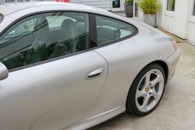 2005 Porsche 911 Carrera 4S