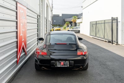 2000 Porsche 911 Carrera