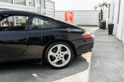 2000 Porsche 911 Carrera
