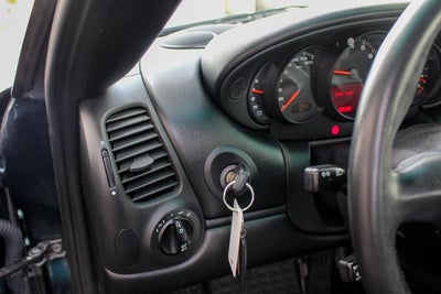 2003 Porsche 911 Carrera 2dr Carrera Cpe 6-Spd Manual