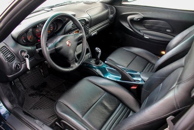 2003 Porsche 911 Carrera 2dr Carrera Cpe 6-Spd Manual