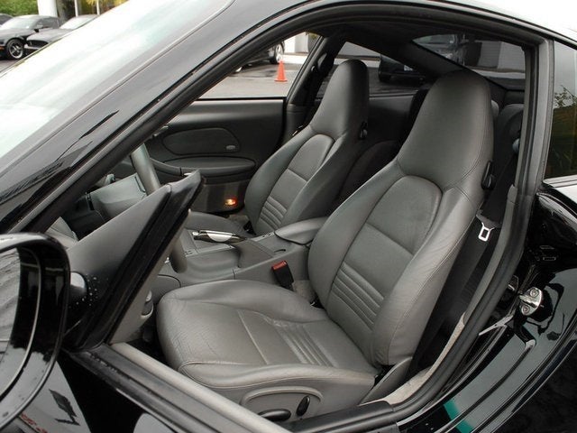 2002 Porsche 911 2dr Carrera Cpe 6-Spd Manual