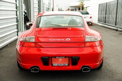 2004 Porsche 911 Carrera 4S