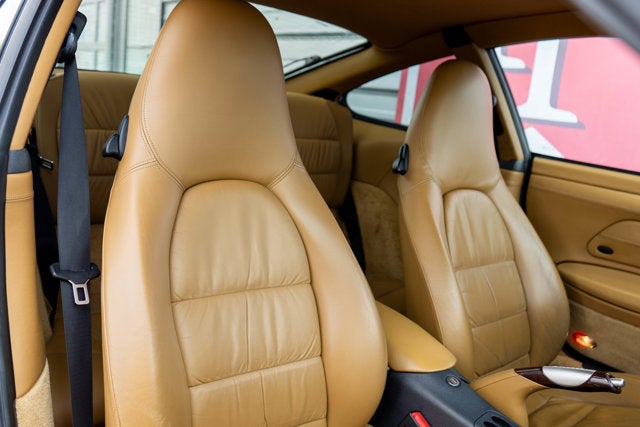 1999 Porsche 911 Carrera 2dr Carrera Cpe 6-Spd Manual