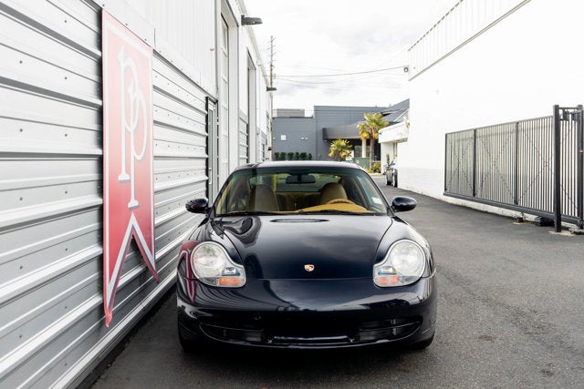 1999 Porsche 911 Carrera 2dr Carrera Cpe 6-Spd Manual