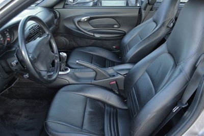 2001 Porsche 911 Carrera 4