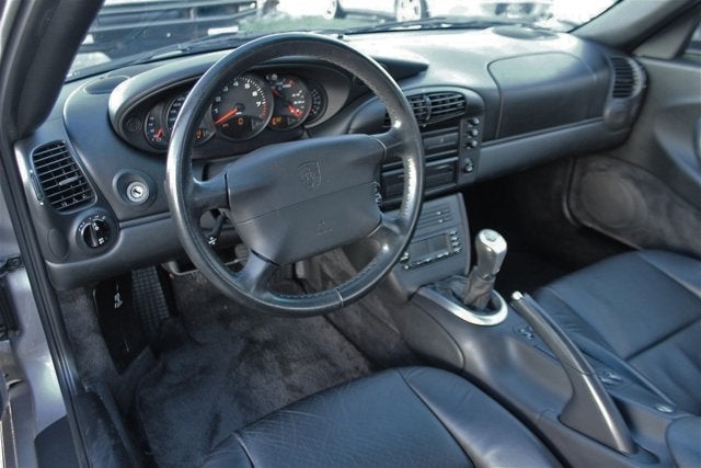 2001 Porsche 911 Carrera 4