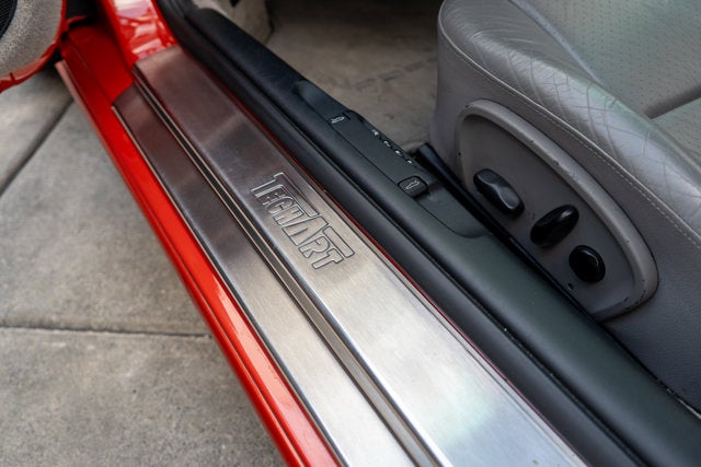 2001 Porsche 911 Carrera 2dr Carrera Cpe 6-Spd Manual