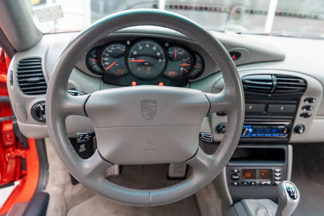 2001 Porsche 911 Carrera 2dr Carrera Cpe 6-Spd Manual