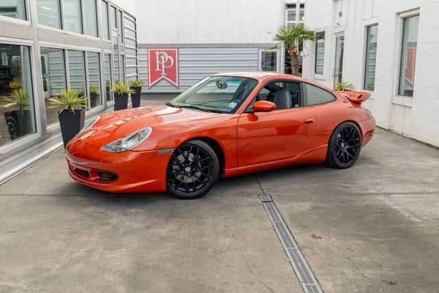 2001 Porsche 911 Carrera 2dr Carrera Cpe 6-Spd Manual