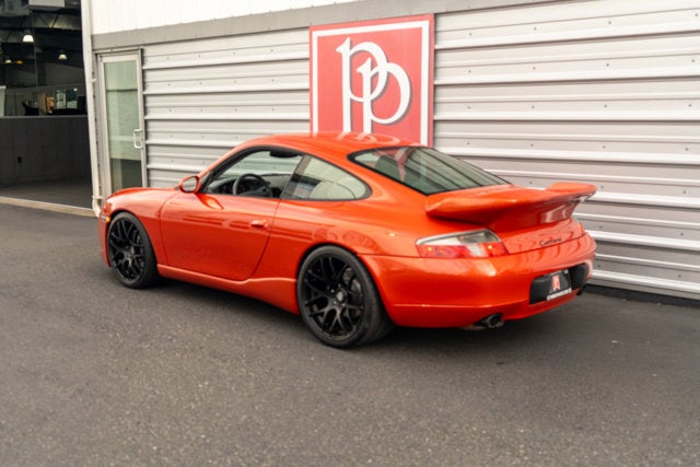 2001 Porsche 911 Carrera 2dr Carrera Cpe 6-Spd Manual