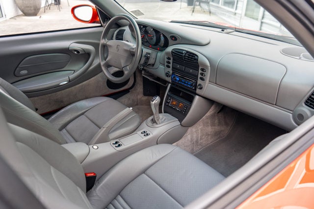 2001 Porsche 911 Carrera 2dr Carrera Cpe 6-Spd Manual