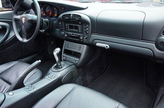 2004 Porsche 911 Carrera 4S