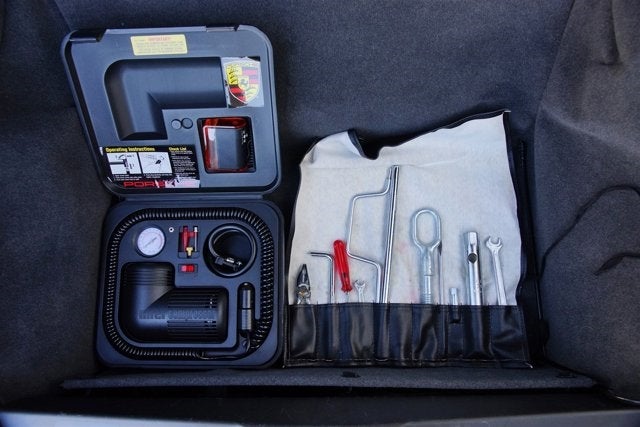 1996 Porsche 911 Carrera 4S Base