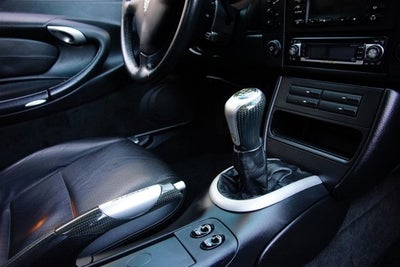 2000 Porsche 911 Carrera 4 2dr Carrera 4 Cpe 6-Spd Manual