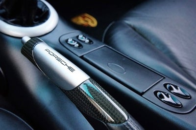 2000 Porsche 911 Carrera 4 2dr Carrera 4 Cpe 6-Spd Manual