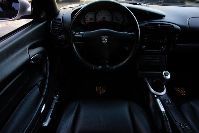 2000 Porsche 911 Carrera 4 2dr Carrera 4 Cpe 6-Spd Manual