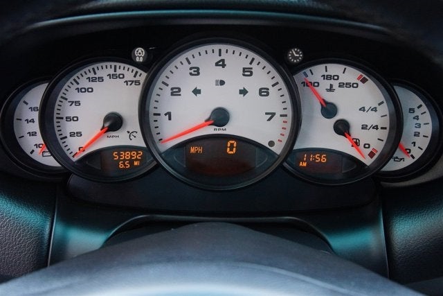 2000 Porsche 911 Carrera 4 2dr Carrera 4 Cpe 6-Spd Manual