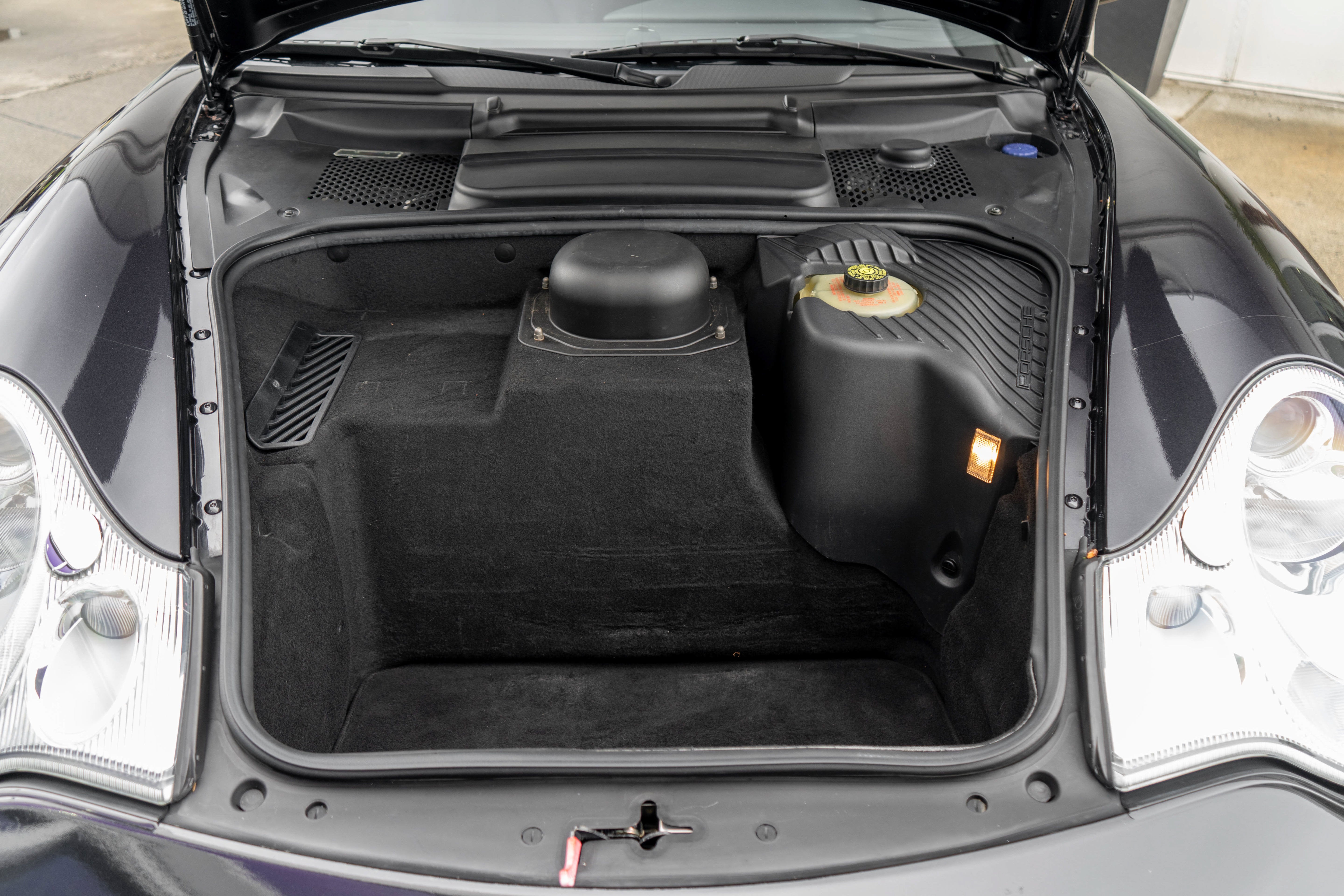 2003 Porsche 911 Carrera 4S