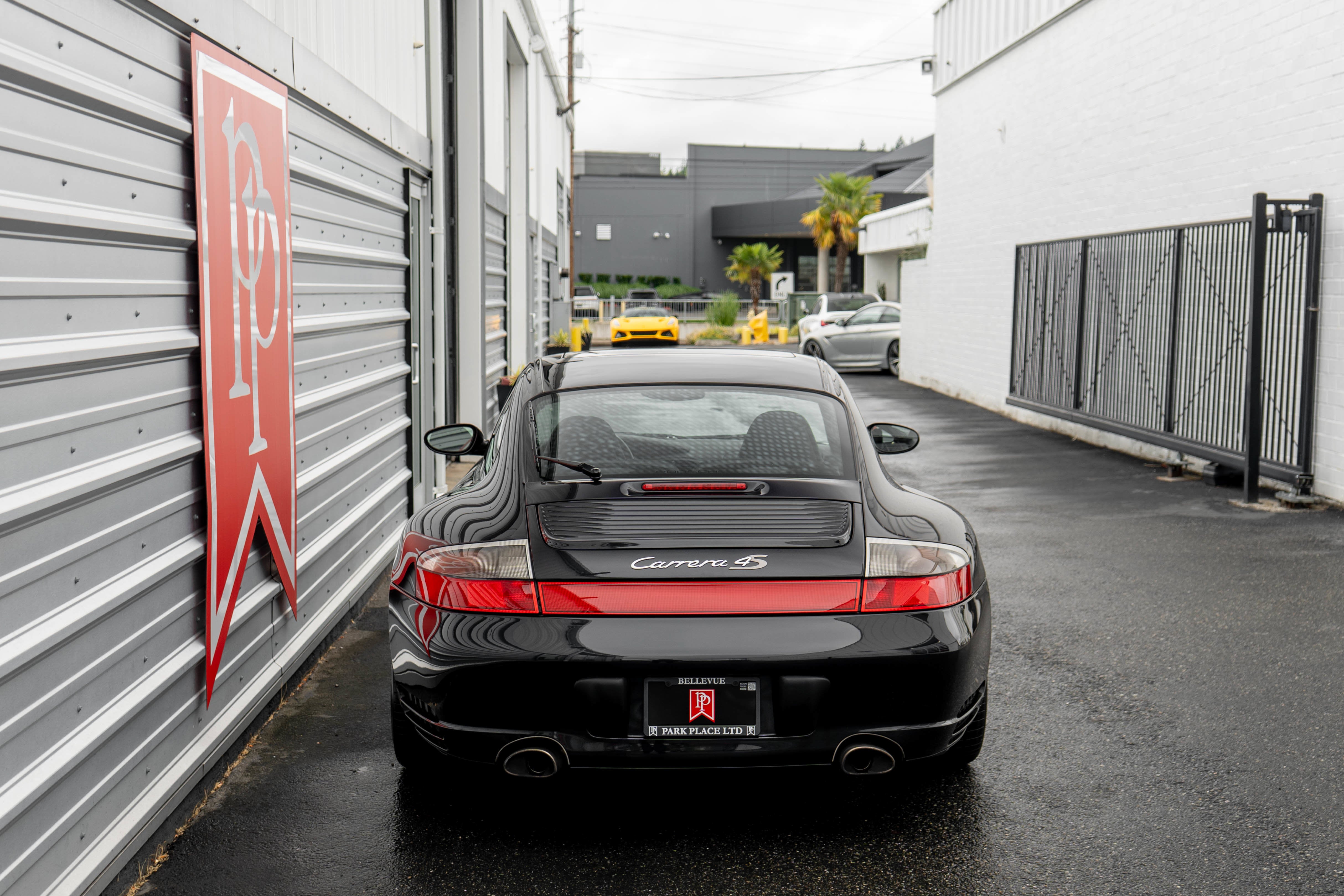 2003 Porsche 911 Carrera 4S