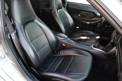 2003 Porsche 911 Carrera 2dr Carrera Cpe 6-Spd Manual