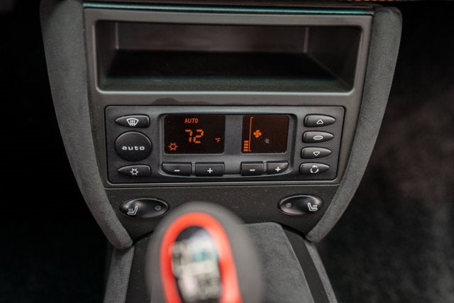 2003 Porsche 911 Carrera 2dr Carrera Cpe 6-Spd Manual