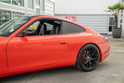 2003 Porsche 911 Carrera 2dr Carrera Cpe 6-Spd Manual