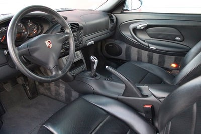 2004 Porsche 911 Carrera 4S