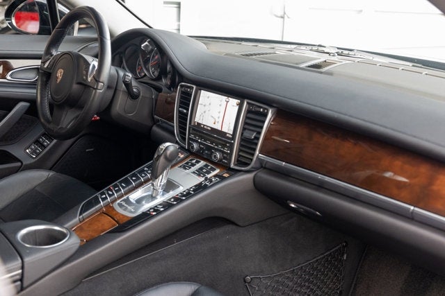 2011 Porsche Panamera 4
