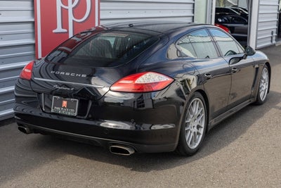 2011 Porsche Panamera 4