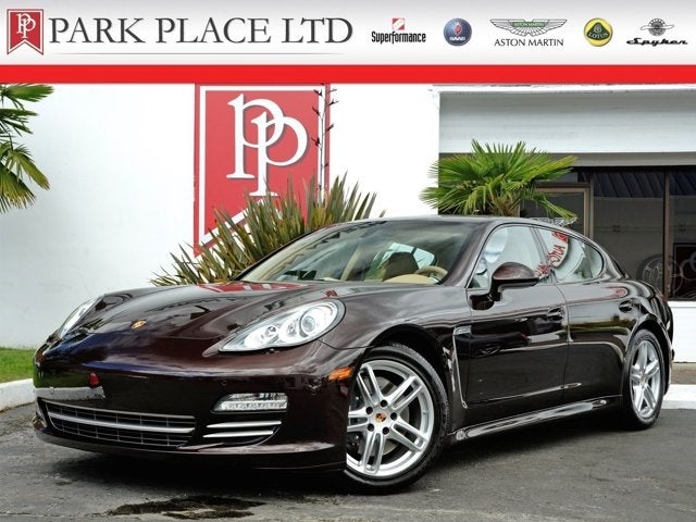 2013 Porsche Panamera Platinum Edition