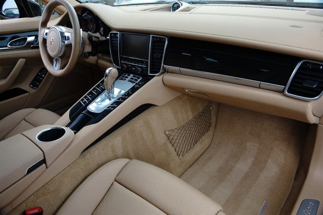 2013 Porsche Panamera Platinum Edition