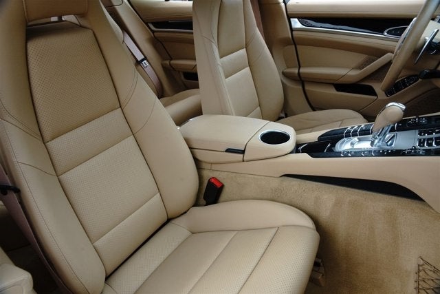 2013 Porsche Panamera Platinum Edition