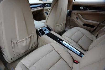 2013 Porsche Panamera Platinum Edition