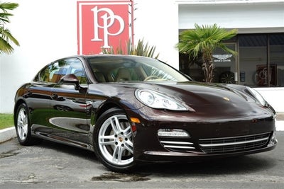 2013 Porsche Panamera Platinum Edition