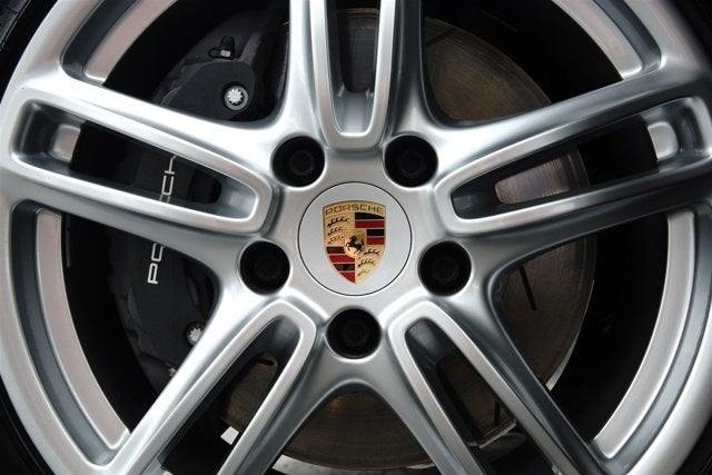 2013 Porsche Panamera Platinum Edition