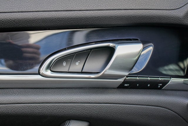 2014 Porsche Panamera 4