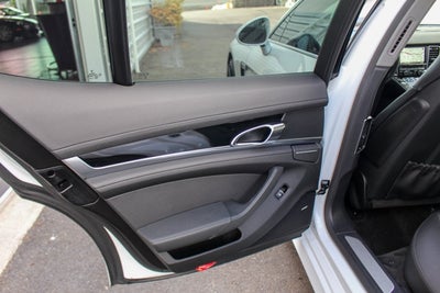 2014 Porsche Panamera 4