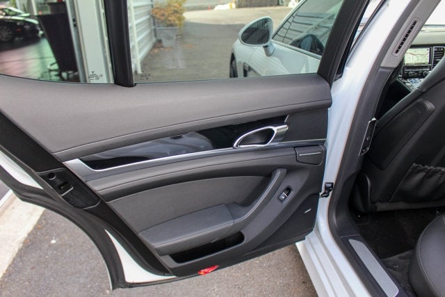 2014 Porsche Panamera 4