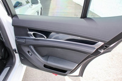 2014 Porsche Panamera 4