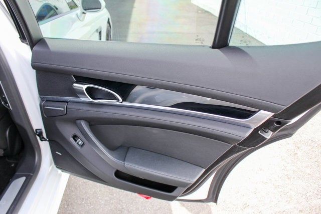 2014 Porsche Panamera 4