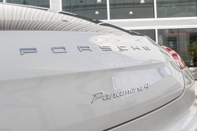 2014 Porsche Panamera 4