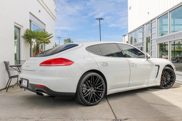 2014 Porsche Panamera 4
