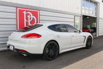 2014 Porsche Panamera 4