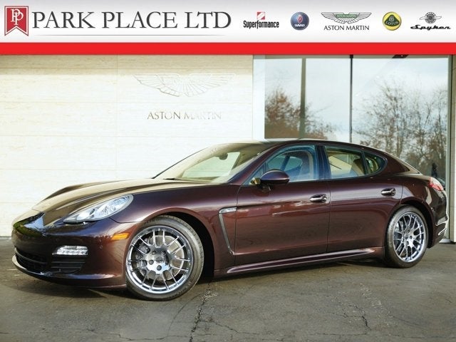 2013 Porsche Panamera 4dr HB