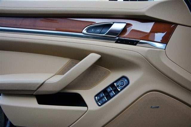 2013 Porsche Panamera 4dr HB