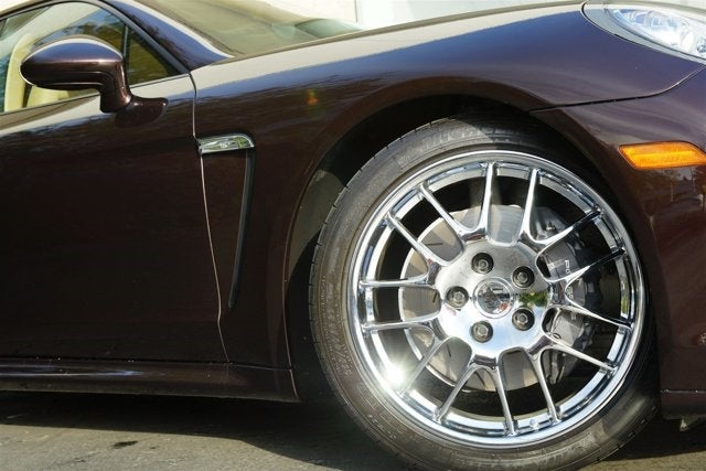 2013 Porsche Panamera 4dr HB