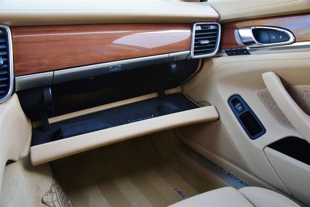 2013 Porsche Panamera 4dr HB