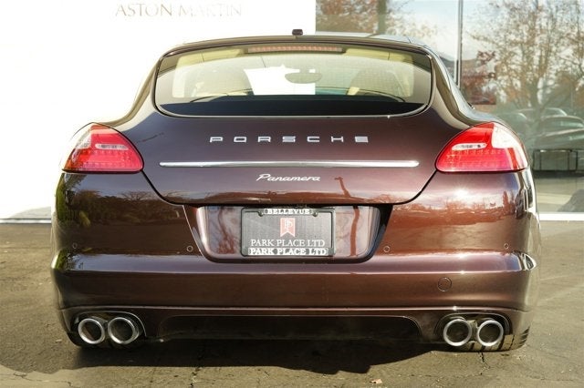 2013 Porsche Panamera 4dr HB
