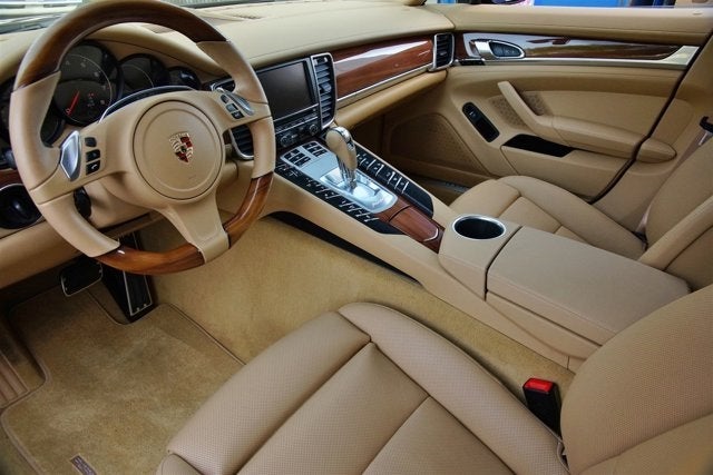 2013 Porsche Panamera 4dr HB